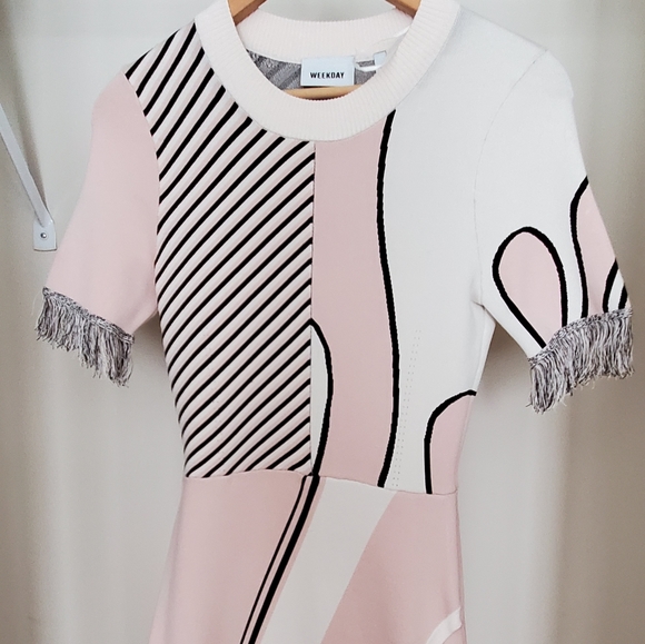 Mod-Crepe🌸 - Picture 2 of 4